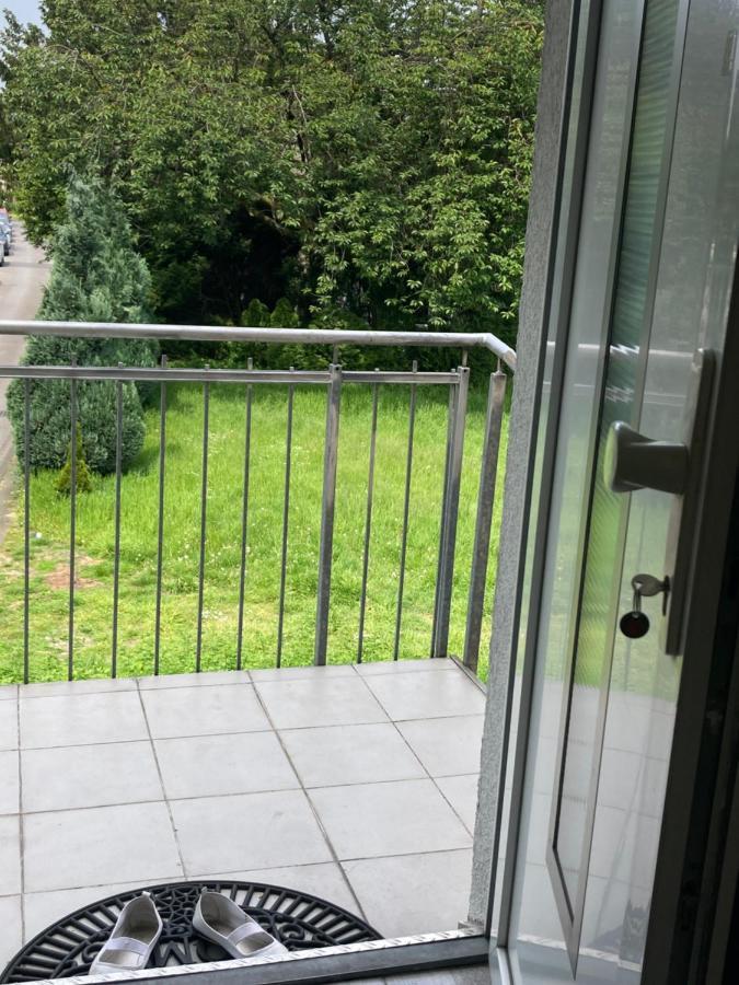 Toll Apartment Mit Privatem Eingang Free Parking Slbst Check-In Netflix 30 Zone Ruhig دوسبرغ المظهر الخارجي الصورة